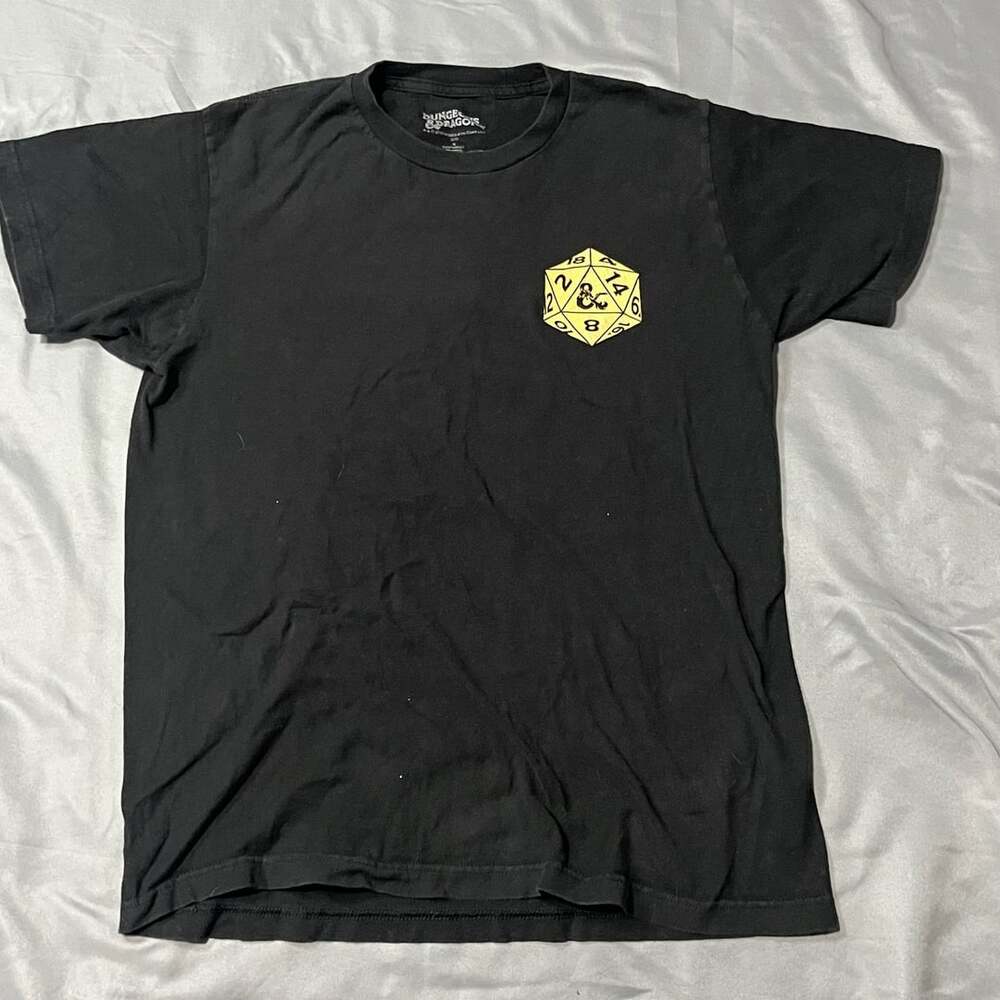 Dungeons & Dragons Natural Twenty Crit D20 Graphic T-Shirt